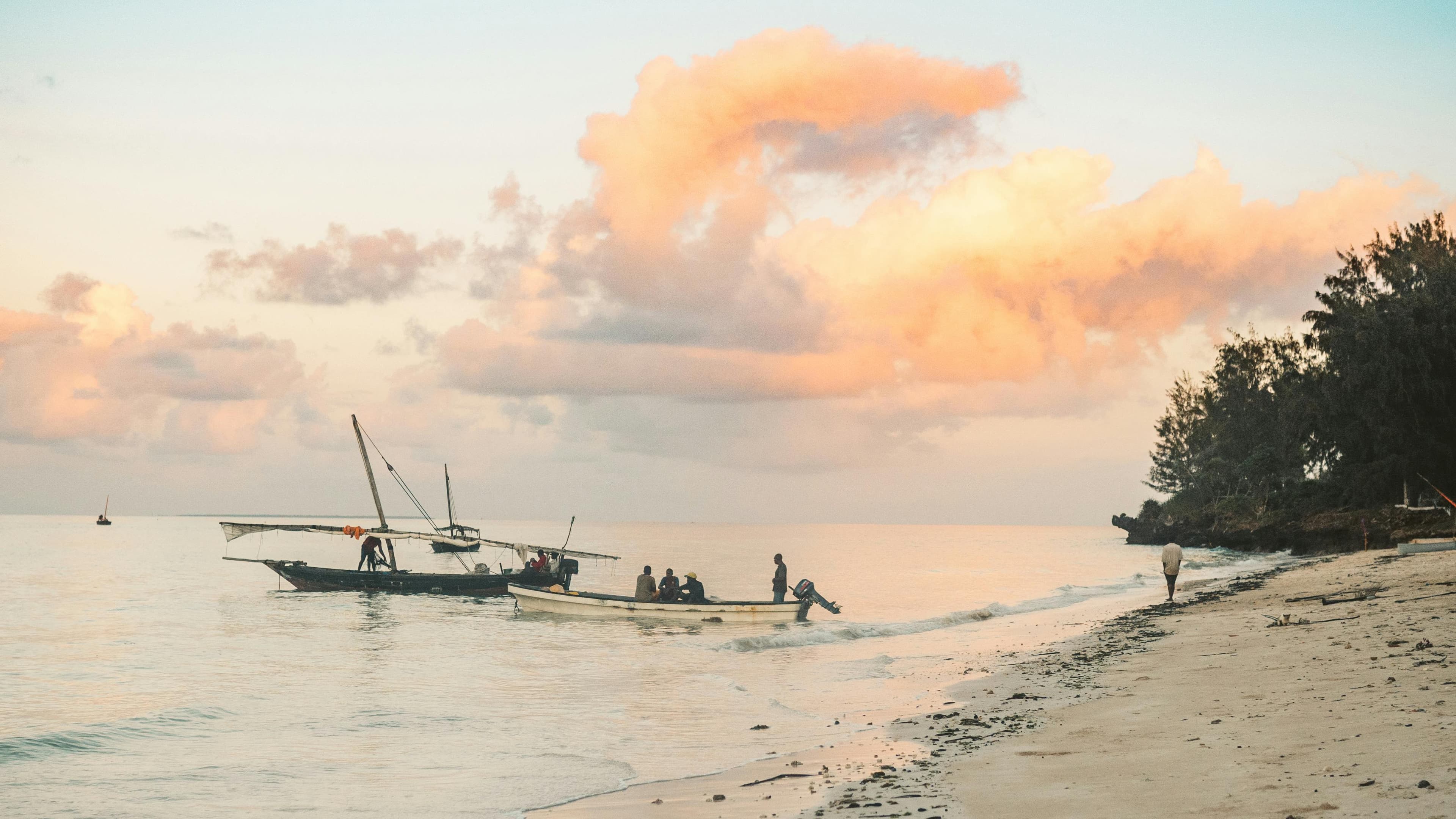 10 Days Trip: Visit Zanzibar island & It's wonders